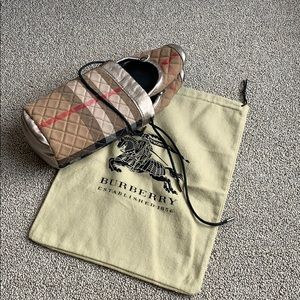 Burberry Slippers (M)